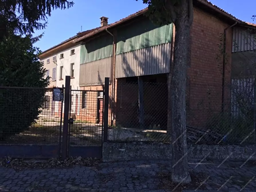 Immagine 1 di Rustico / casale in vendita  a Bagnaria