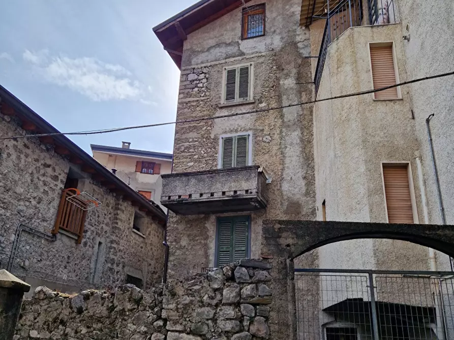 Immagine 1 di Casa indipendente in vendita  in Via Grera a Cerveno