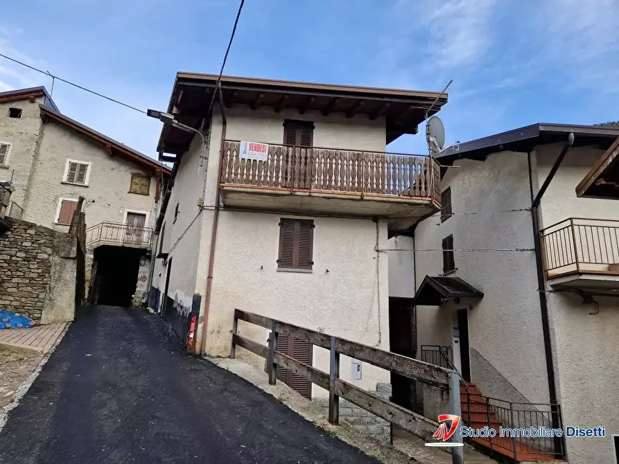 Immagine 1 di Casa indipendente in vendita  in Via Zendrini a Cimbergo