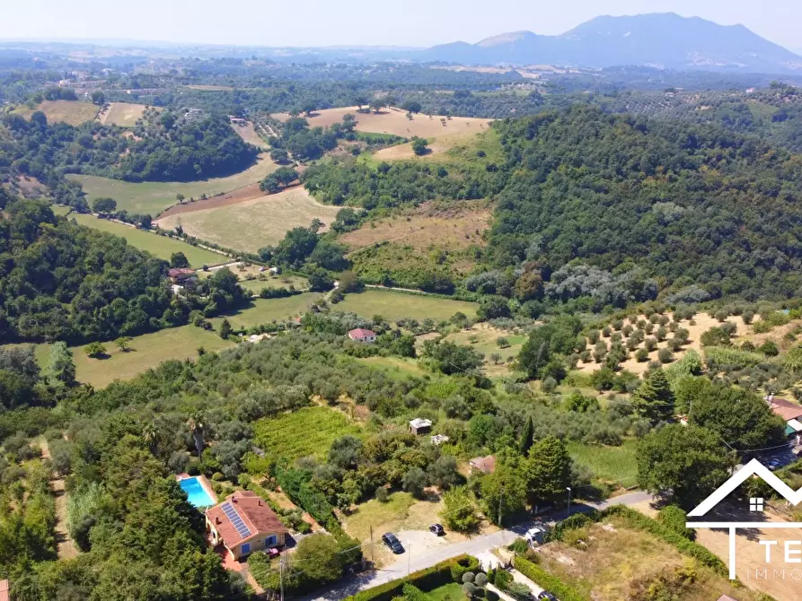 Immagine 1 di Terreno edificabile in vendita  in Contrada Boschetti a Canale Monterano