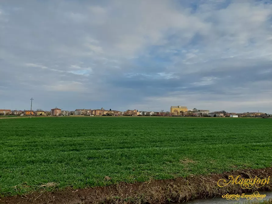 Immagine 1 di Terreno edificabile in vendita  in VIA MARTIRI DELLA LIBERAZIONE a Parma