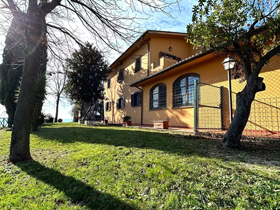 Immagine 1 di Villa in vendita  in loc. Passo castagno Colleriano a Forano