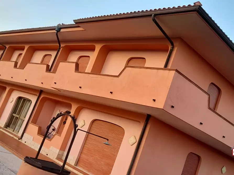 Immagine 1 di Villa in vendita  in Sperone a Messina