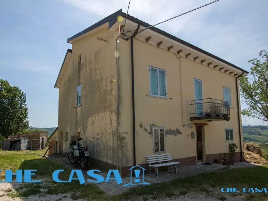 Immagine 1 di Villa in vendita  in Via Provinciale a Montefiore Conca