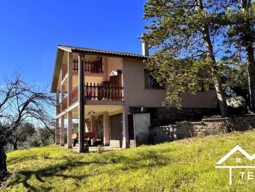 Immagine 1 di Villa in vendita  in Via San Giovanni a Cantalupo In Sabina