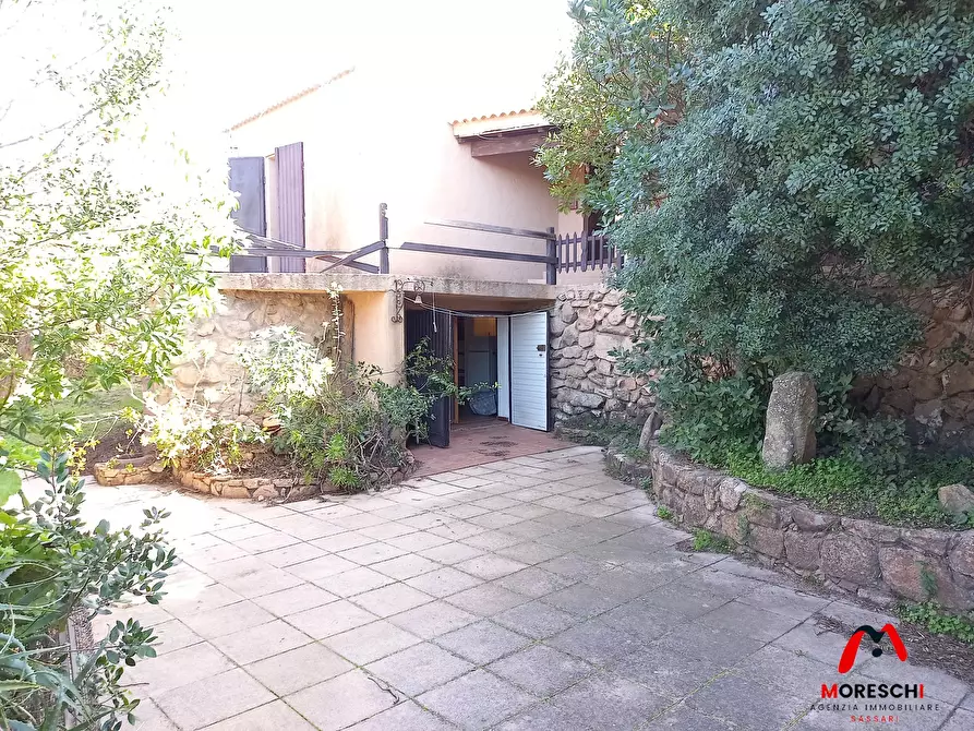 Immagine 1 di Villa in vendita  in Li Nibbaroni a Trinità D'agultu E Vignola