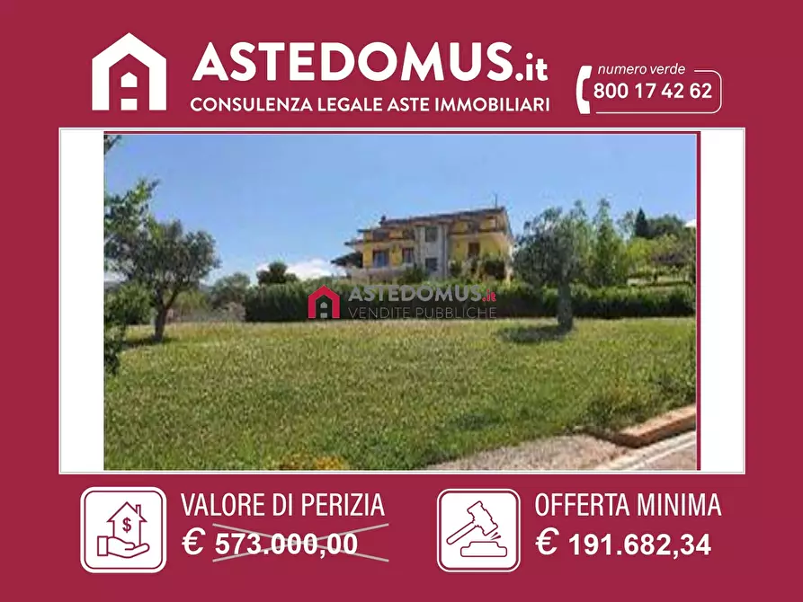 Immagine 1 di Villa in vendita  in Contrada Quercioni a Altavilla Silentina