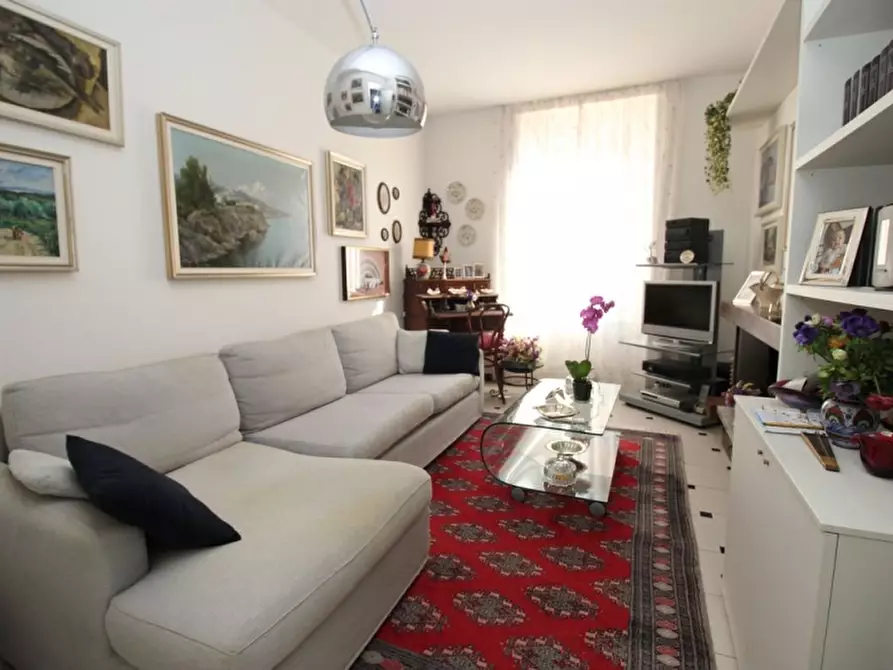 Immagine 1 di Appartamento in vendita  a Alassio