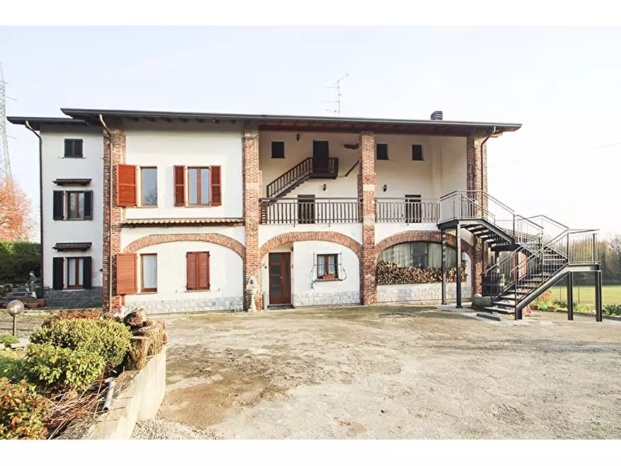 Immagine 1 di Appartamento in vendita  a Castiglione Olona