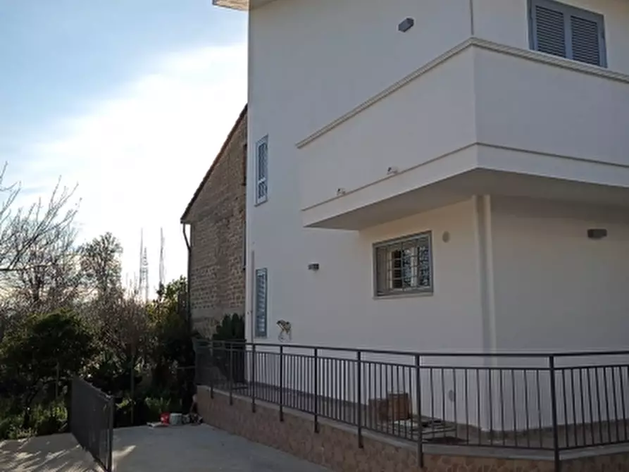 Immagine 1 di Villa in vendita  in VIA RISORGIMENTO a Vairano Patenora