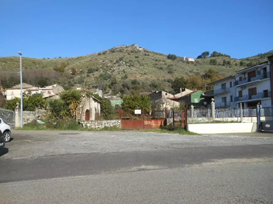 Immagine 1 di Terreno edificabile in vendita  a Vairano Patenora