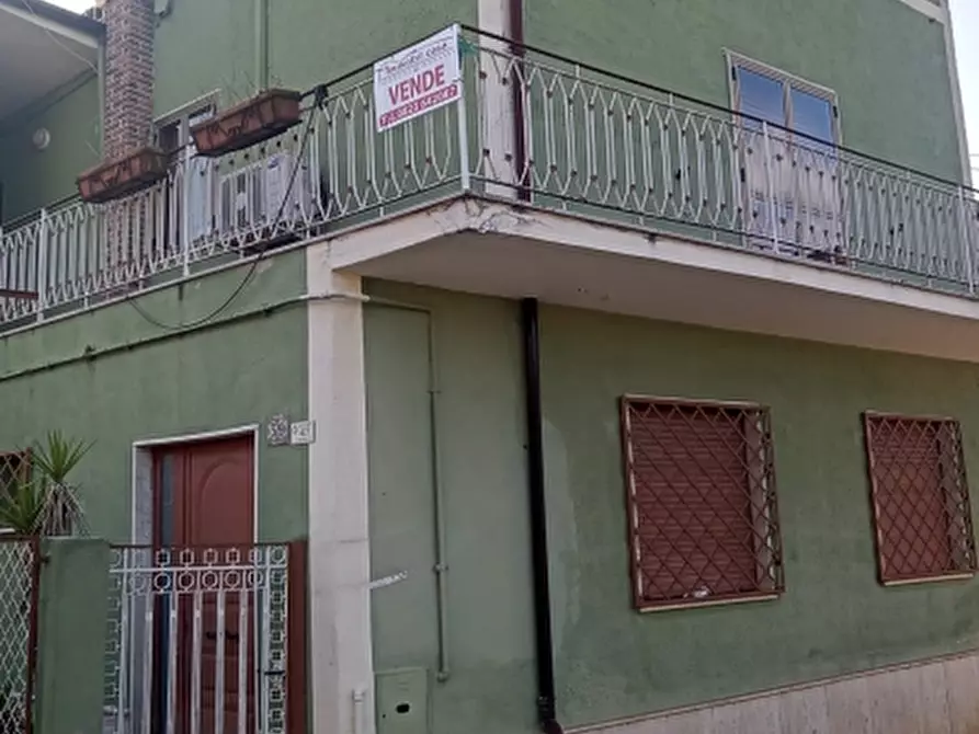 Immagine 1 di Casa indipendente in vendita  in VIA SANTA LUCIA a Riardo