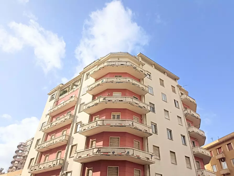 Immagine 1 di Appartamento in vendita  in VIA SONNINO a Cagliari