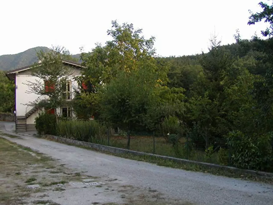 Immagine 1 di Appartamento in vendita  a Montese