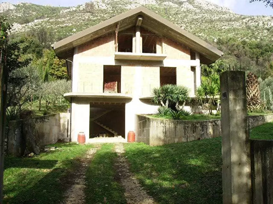 Immagine 1 di Casa indipendente in vendita  a Camigliano