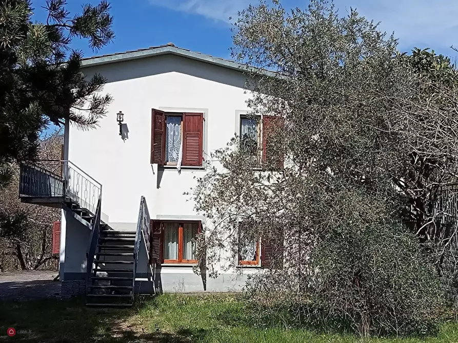 Immagine 1 di Casa indipendente in vendita  a Minucciano