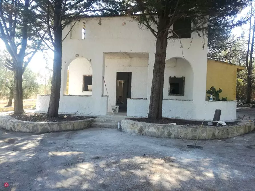 Immagine 1 di Casa indipendente in vendita  a Binetto
