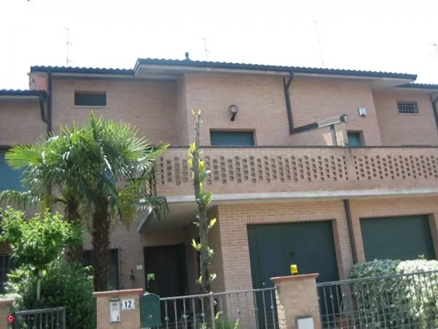 Immagine 1 di Villa in vendita  a Soliera