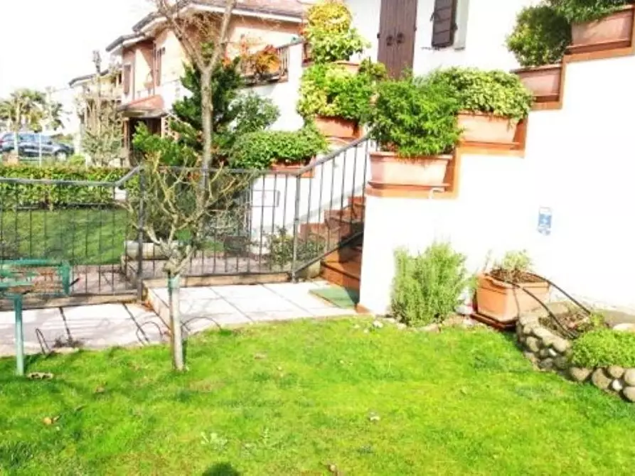 Immagine 1 di Appartamento in vendita  a San Possidonio