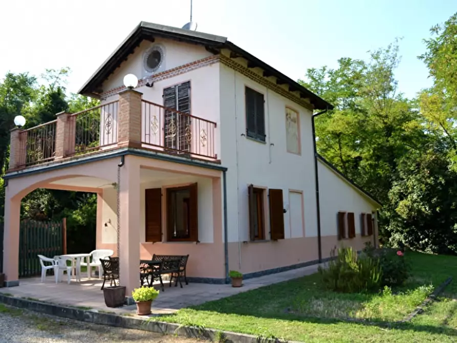 Immagine 1 di Casa indipendente in vendita  a Casale Monferrato