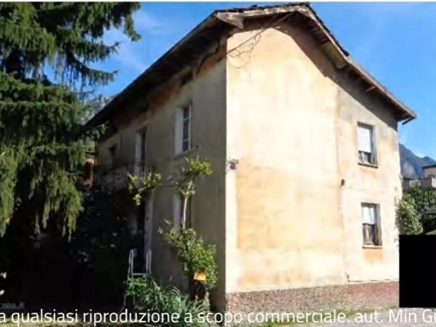 Immagine 1 di Casa indipendente in vendita  a Darfo Boario Terme