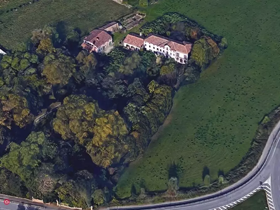 Immagine 1 di Villa in vendita  a Spinea