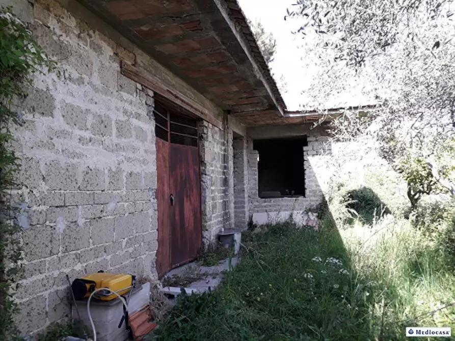 Immagine 1 di Casa indipendente in vendita  in VIA SAN NICOLA DI BARI a Agropoli