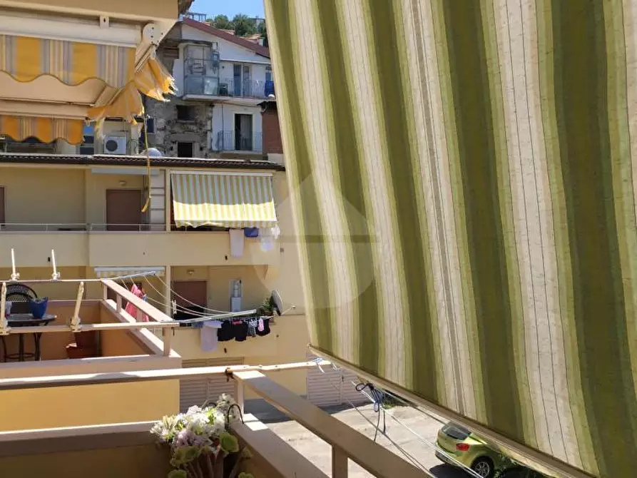Immagine 1 di Appartamento in vendita  in via Alcide De Gasperi a Agropoli