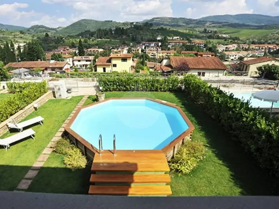 Immagine 1 di Villa in vendita  in Via Maestro da Greve a Greve In Chianti