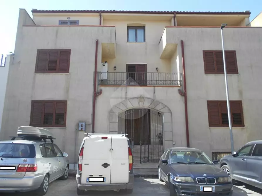 Immagine 1 di Casa indipendente in vendita  in Largo Bartolotta a Partanna
