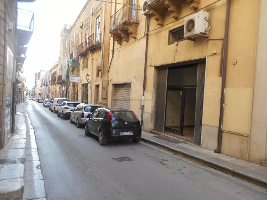 Immagine 1 di Posto auto in vendita  in Via Garibaldi a Castelvetrano