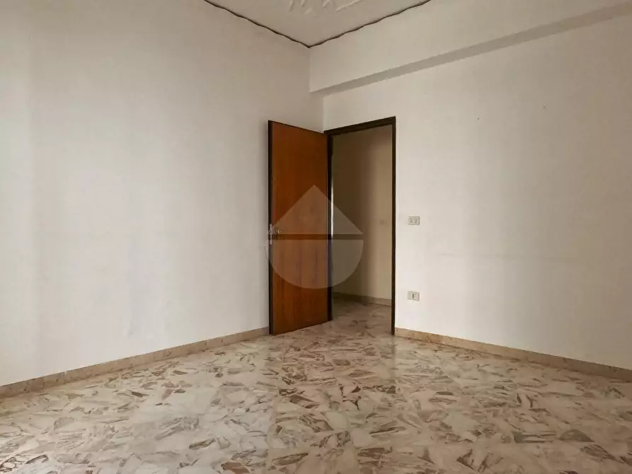 Immagine 1 di Appartamento in vendita  in Via Santa Marta a Messina