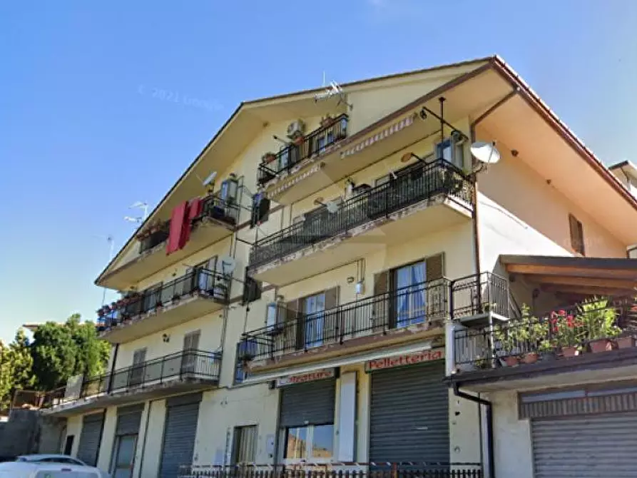 Immagine 1 di Appartamento in vendita  in via Roma a Bianchi