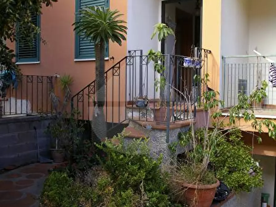 Immagine 1 di Villa in vendita  in Via delle Palme a Messina