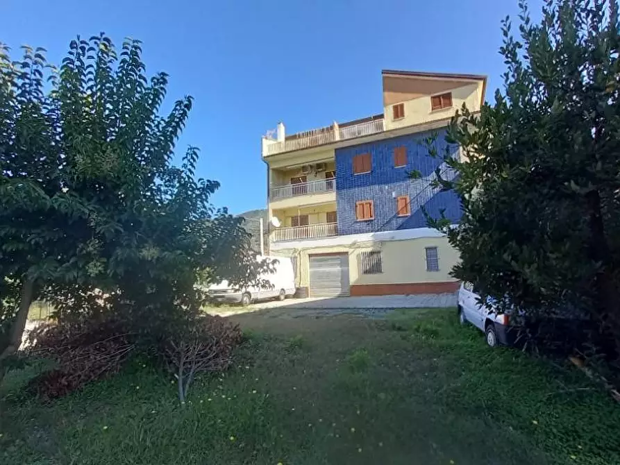 Immagine 1 di Appartamento in vendita  in Via Cartolano a Falerna