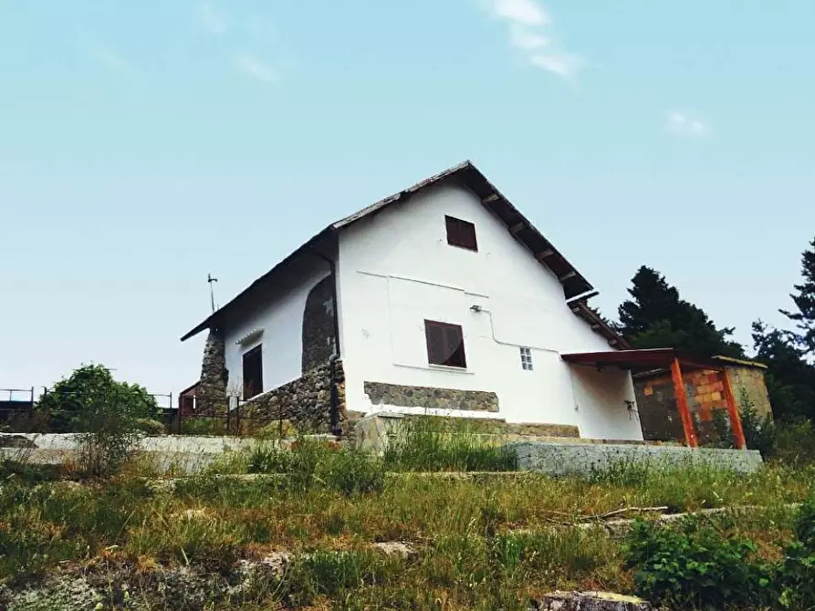 Immagine 1 di Casa indipendente in vendita  in Via dei tre monti a Belsito