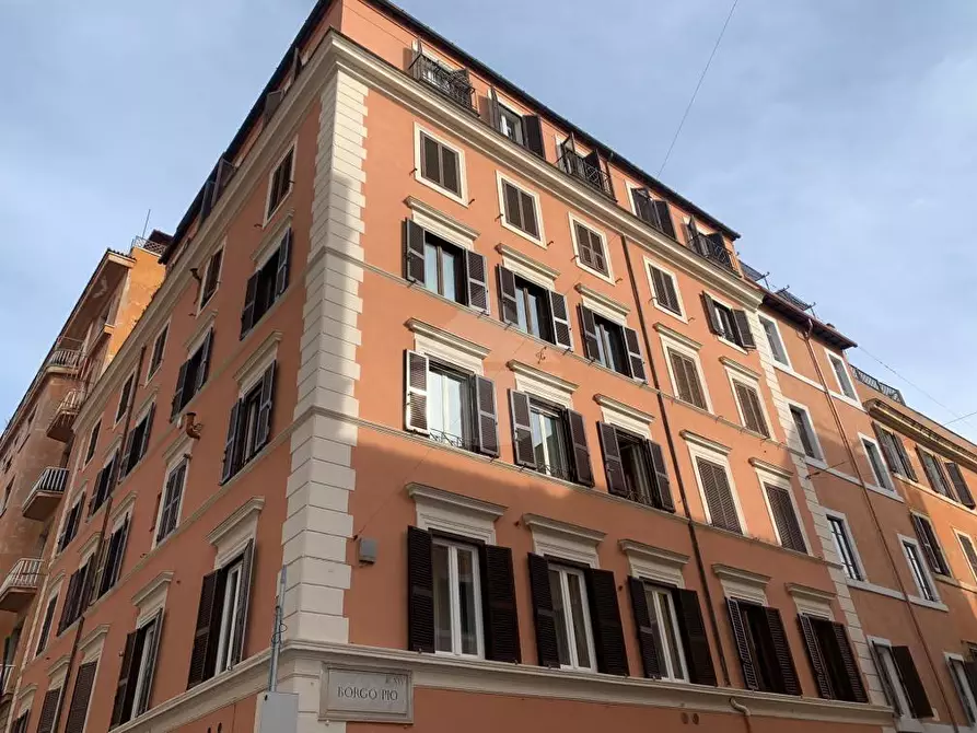 Immagine 1 di Appartamento in vendita  in Borgo pio a Roma