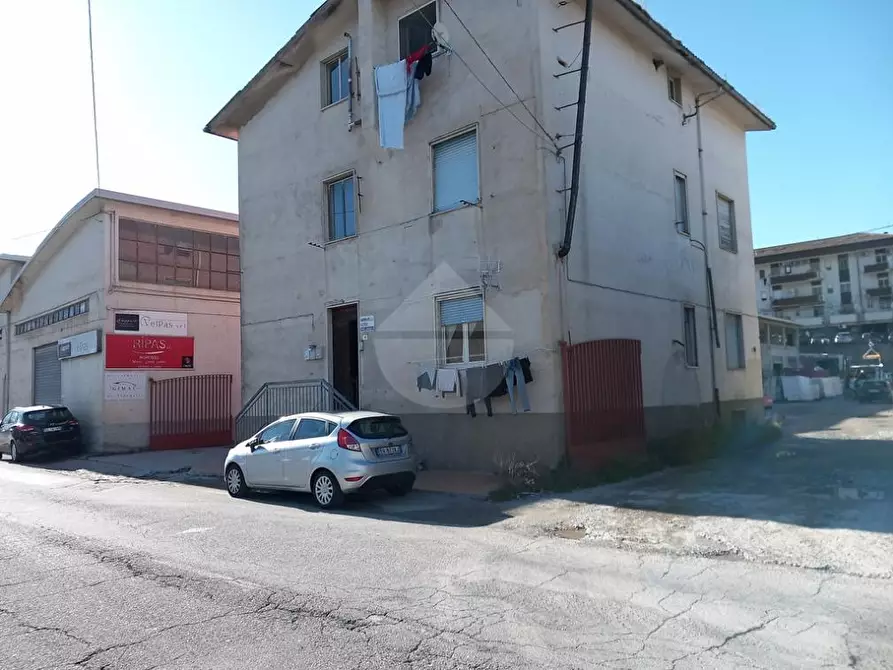 Immagine 1 di Appartamento in vendita  in Via Campagnano a Altilia
