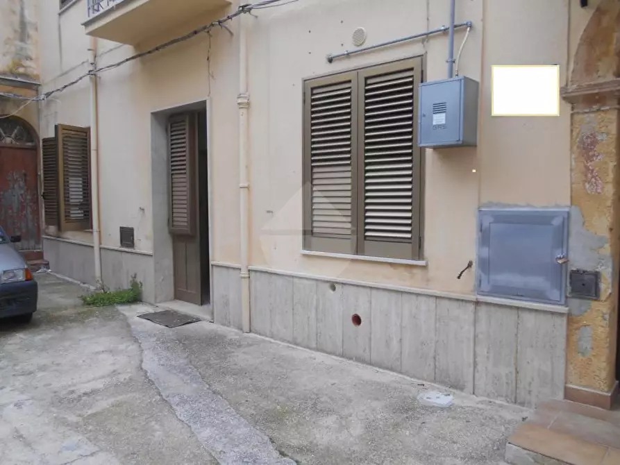 Immagine 1 di Appartamento in vendita  in Via Ugdulena a Castelvetrano