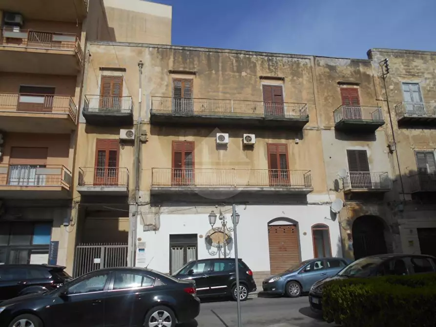 Immagine 1 di Appartamento in vendita  in Piazza Matteotti a Castelvetrano