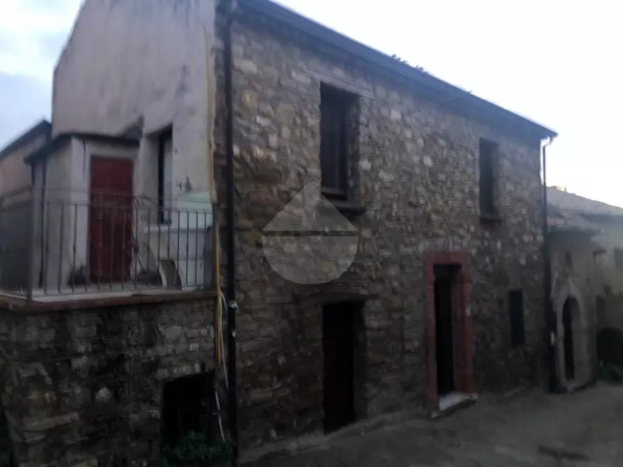 Immagine 1 di Casa indipendente in vendita  in via bambacaro a Cuccaro Vetere