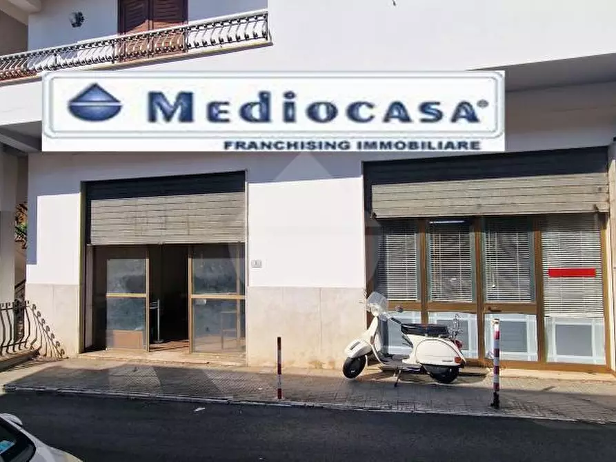 Immagine 1 di Posto auto in vendita  in Via Castel D' Ariano a Ardea