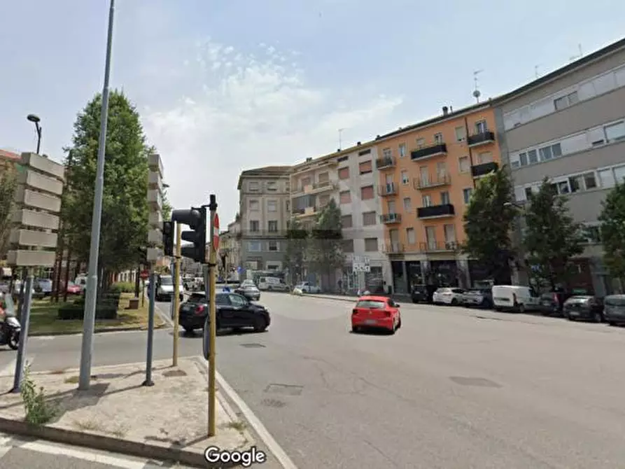 Immagine 1 di Posto auto in vendita  in via Ghinaglia a Cremona