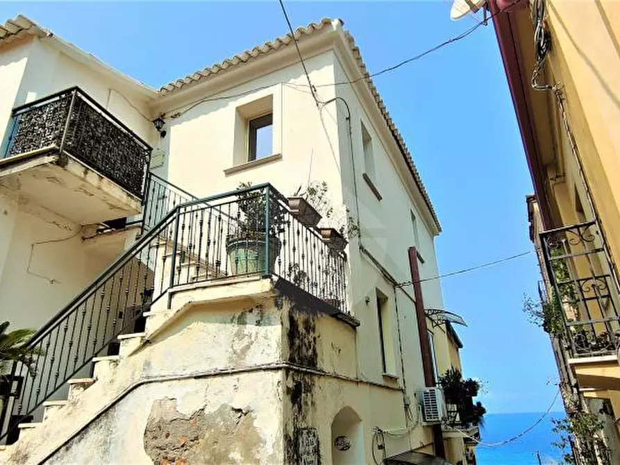 Immagine 1 di Appartamento in vendita  in Via Rupe a Pizzo