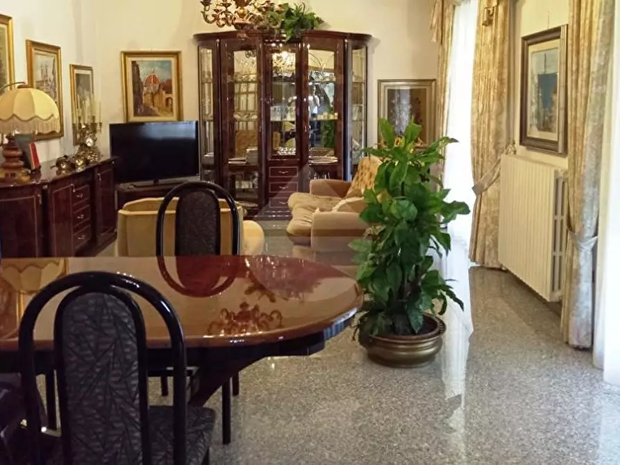 Immagine 1 di Appartamento in vendita  in via Antonio Gramsci a Bianchi