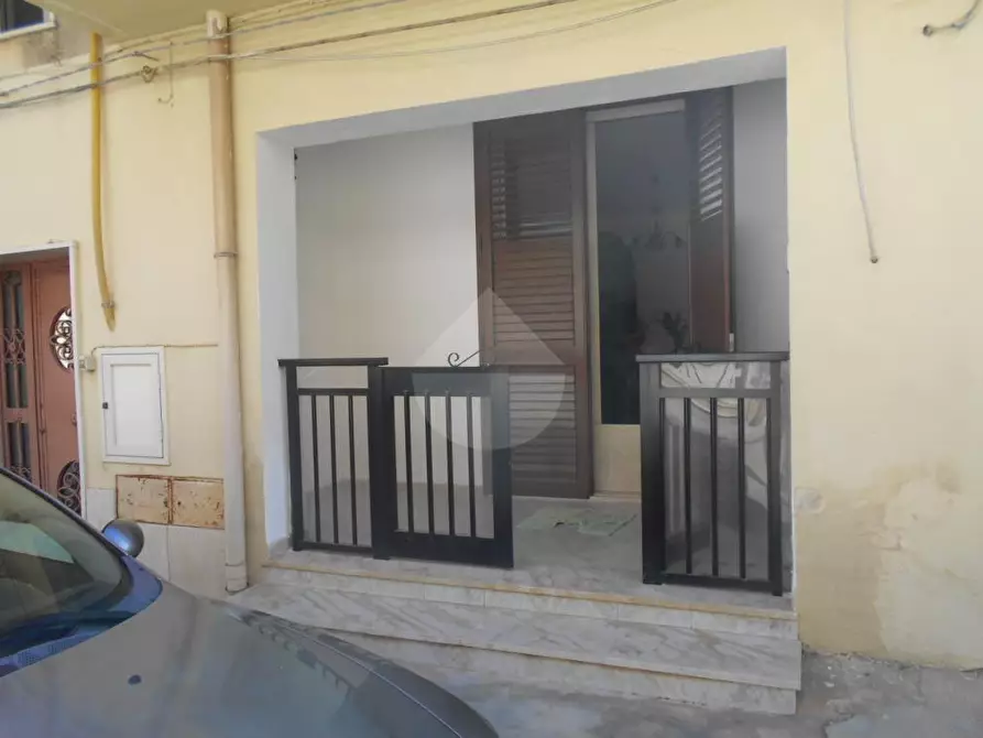 Immagine 1 di Appartamento in vendita  in Via Antonino Atria a Castelvetrano