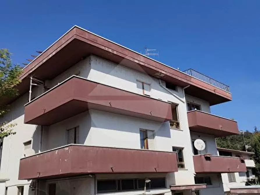 Immagine 1 di Appartamento in vendita  in VIA GRAN SASSO a Teramo