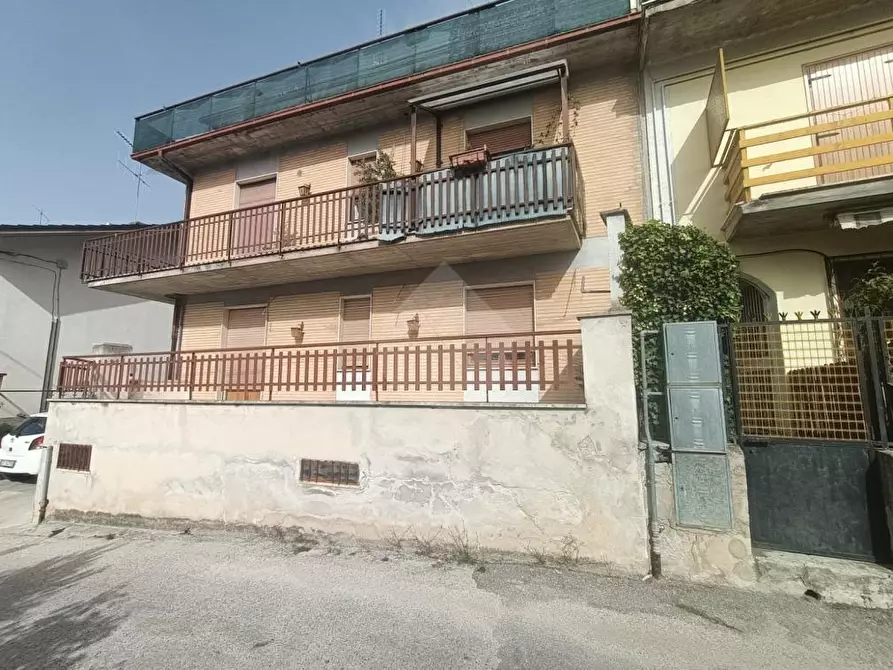 Immagine 1 di Appartamento in vendita  in VIA ARISCHIA a Pizzoli