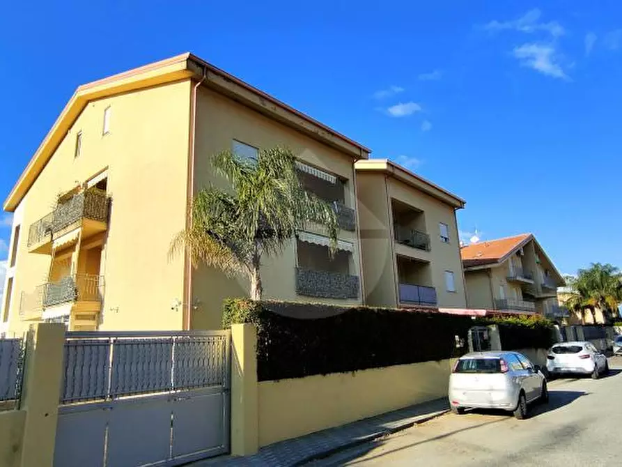 Immagine 1 di Appartamento in vendita  in Deviazione VII Riviera Prangi a Pizzo