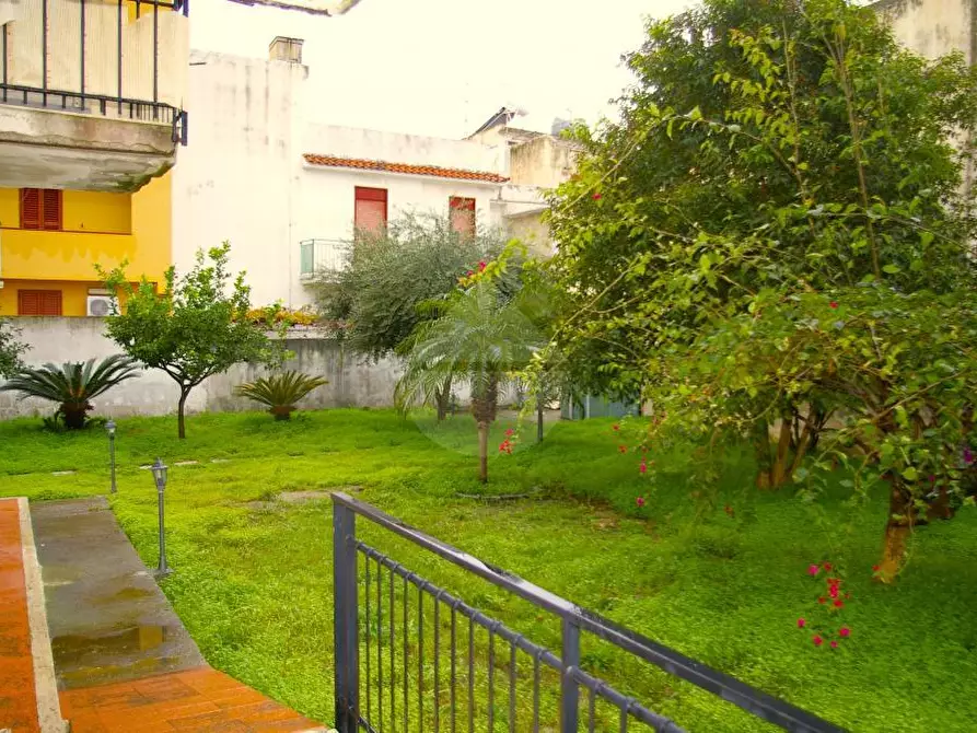 Immagine 1 di Appartamento in vendita  in Via Scuole a Messina